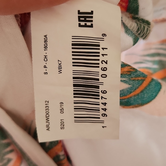 Roxy Hawaiian Hibiscus Long Dress - Picture 14 of 15